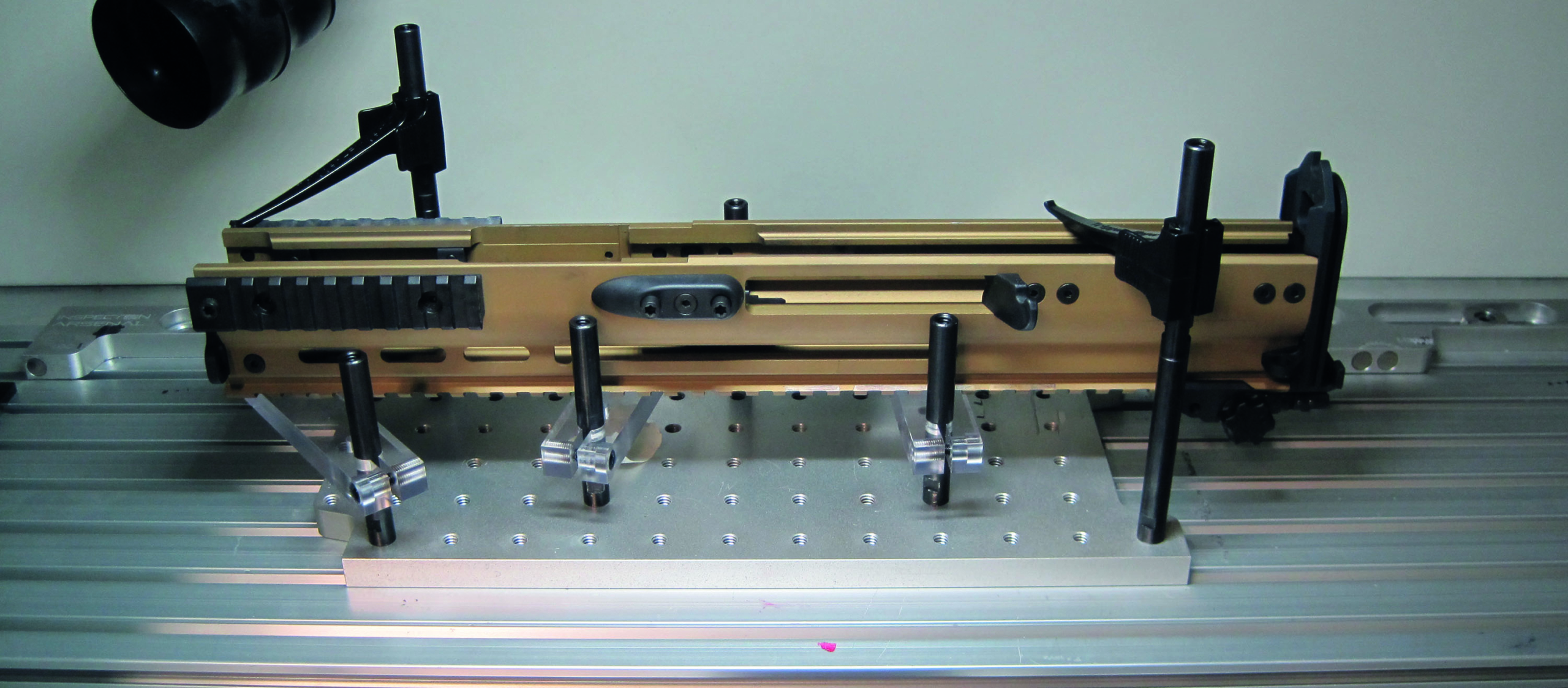 ALUMESS-Spannsystem für die Laserbearbeitung, Lasergravur